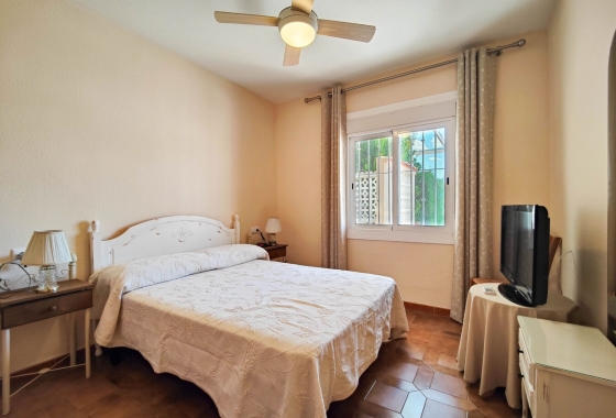 Resale - Bungalow - Orihuela Costa - La Regia