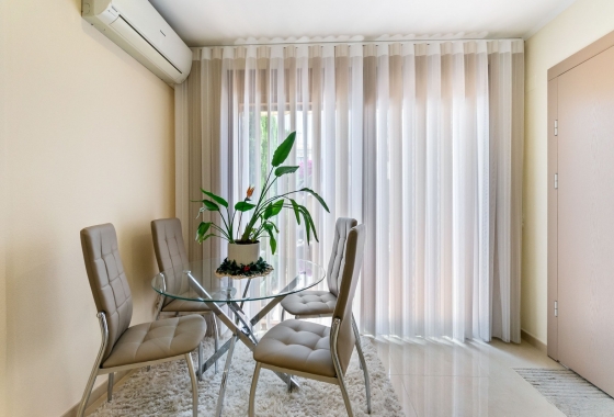 Resale - Townhouse - Torrevieja - Nueva Torrevieja - Aguas Nuevas