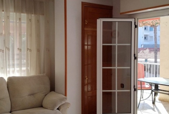 Resale - Apartment / flat - Torrevieja - El Acequión - Los Náufragos