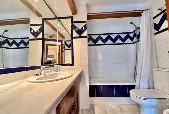 Resale - Apartment / flat - Torrevieja - Torrevieja - Playa de los Locos