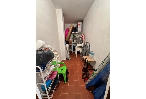 Resale - Apartment / flat - Torrevieja - Torrevieja - Playa de los Locos