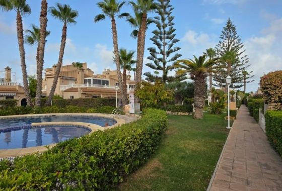 Resale - Bungalow - Orihuela Costa - Playa Flamenca