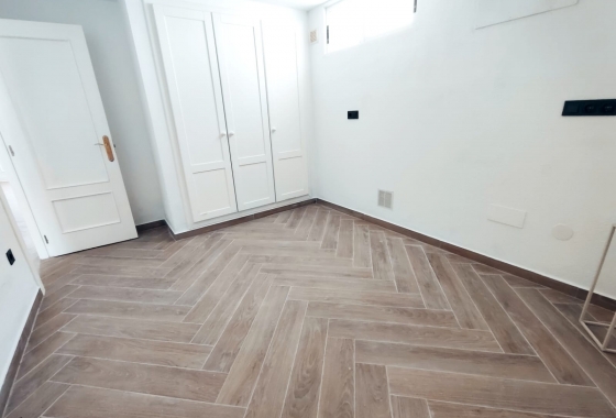 Rynek Wtórny - Bliźniak - Benijofar