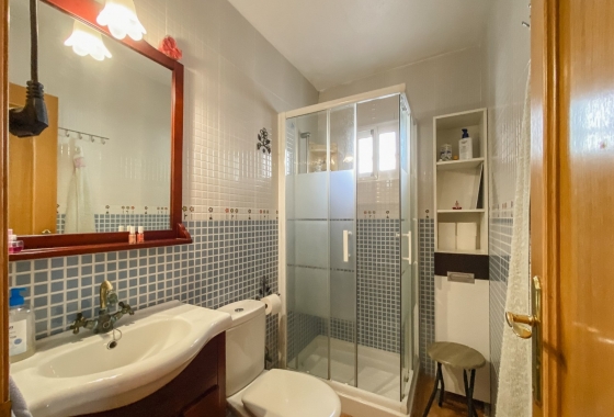 Resale - Bungalow - La Mata