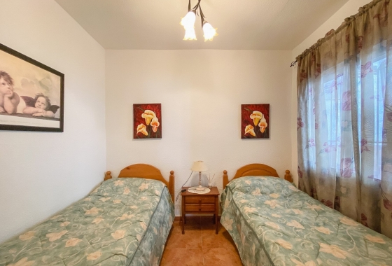 Resale - Bungalow - La Mata