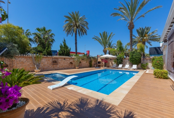 Resale - Villa - Orihuela Costa - Punta Prima