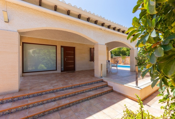 Resale - Villa - Orihuela Costa - Punta Prima
