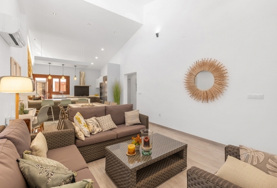 Resale - Villa - Orihuela Costa - Punta Prima