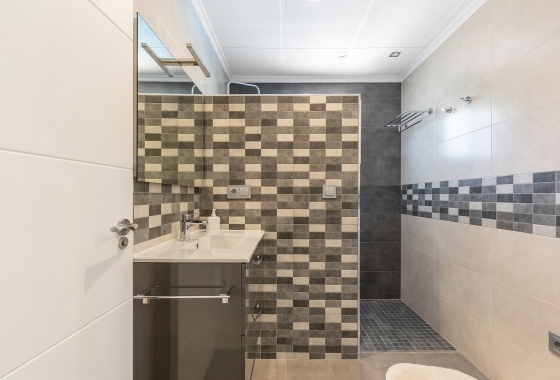 Resale - Villa - Orihuela Costa - Punta Prima