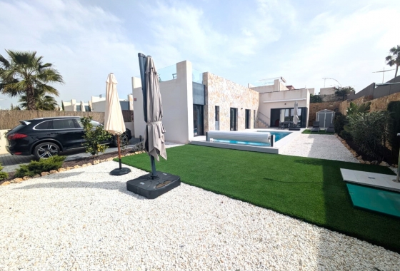 Rynek Wtórny - Willa - Algorfa