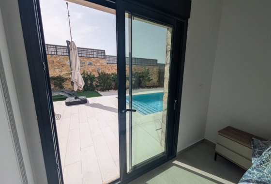 Rynek Wtórny - Willa - Algorfa