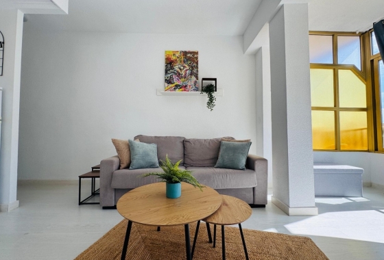 Resale - Apartment / flat - Santa Pola - Playa del Este