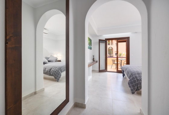 Resale - Apartment / flat - Torrevieja - Torrevieja - Playa de los Locos