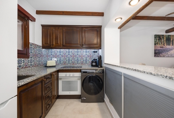 Resale - Apartment / flat - Torrevieja - Torrevieja - Playa de los Locos