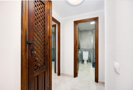 Resale - Apartment / flat - Torrevieja - Torrevieja - Playa de los Locos