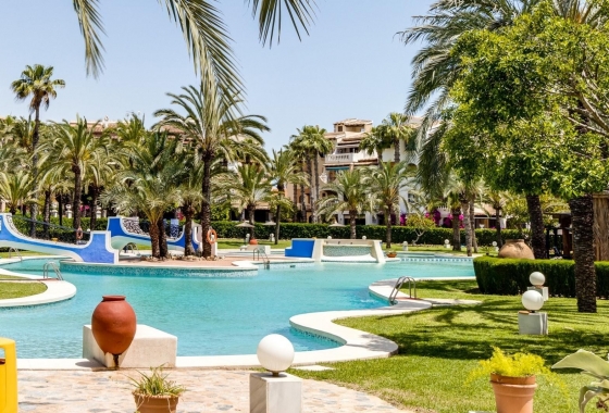 Resale - Apartment / flat - Torrevieja - Torrevieja - Playa de los Locos