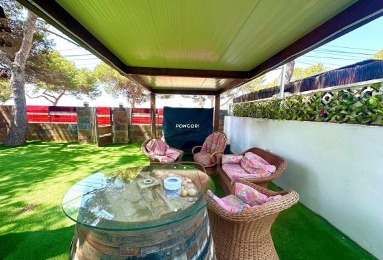 Resale - Villa - Orihuela Costa - Punta Prima