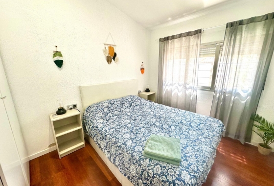 Resale - Villa - Orihuela Costa - Punta Prima