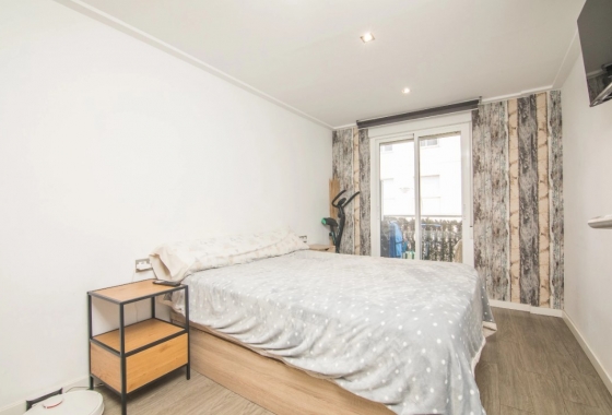 Resale - Apartment / flat - Santa Pola - Playa Lisa