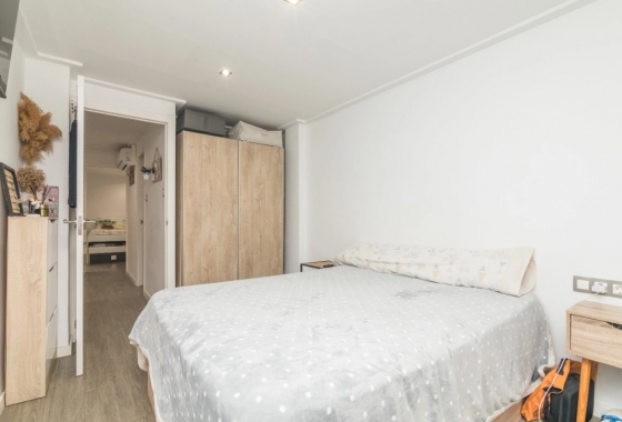 Resale - Apartment / flat - Santa Pola - Playa Lisa