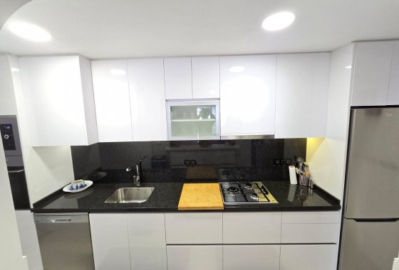 Resale - Bungalow - La Mata