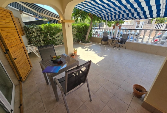 Resale - Bungalow - La Mata