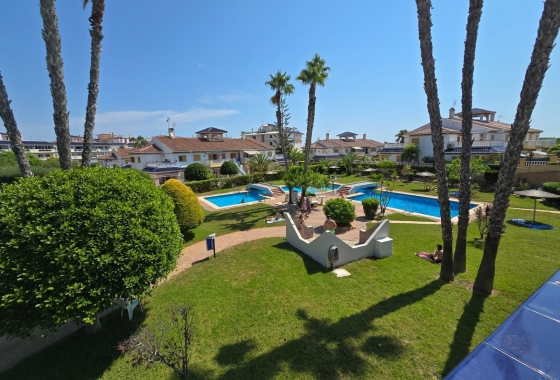 Resale - Bungalow - La Mata