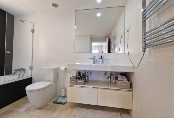 Resale - Apartment / flat - Orihuela Costa - Punta Prima