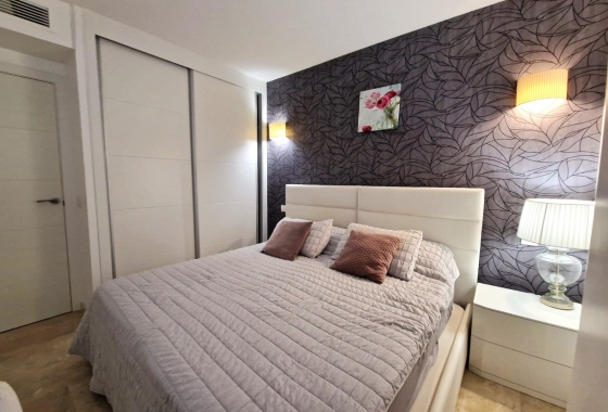 Resale - Apartment / flat - Orihuela Costa - Punta Prima