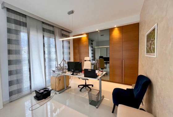 Resale - Villa - Orihuela Costa - Cabo Roig