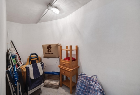 Resale - Apartment / flat - Torrevieja - Playa del Cura