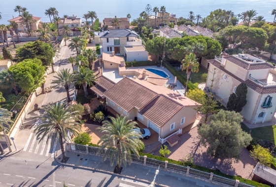 Resale - Villa - Orihuela Costa - Cabo Roig