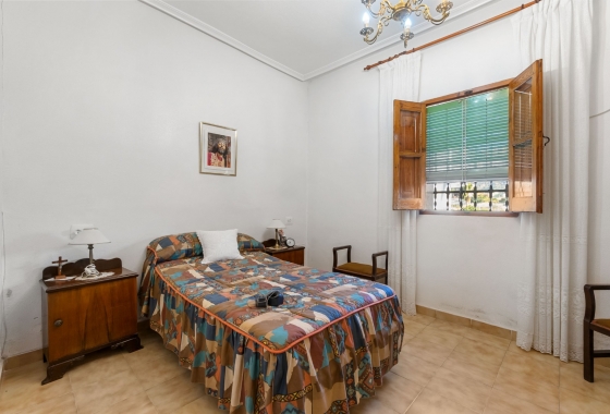 Resale - Finca - Orihuela Costa - Orihuela