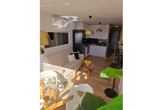 Resale - Apartment / flat - Torrevieja - Torrelamata - La Mata