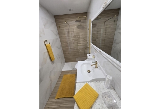 Resale - Apartment / flat - Torrevieja - Torrelamata - La Mata