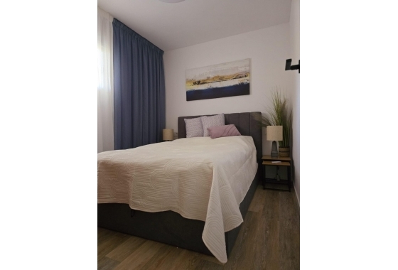 Resale - Apartment / flat - Torrevieja - Torrelamata - La Mata