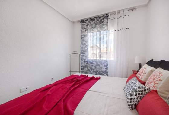 Resale - Bungalow - Torrevieja - Nueva Torrevieja - Aguas Nuevas