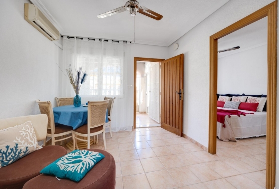 Resale - Bungalow - Torrevieja - Nueva Torrevieja - Aguas Nuevas