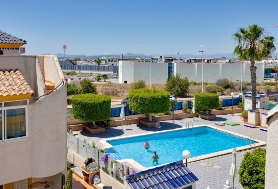 Resale - Bungalow - Torrevieja - Nueva Torrevieja - Aguas Nuevas