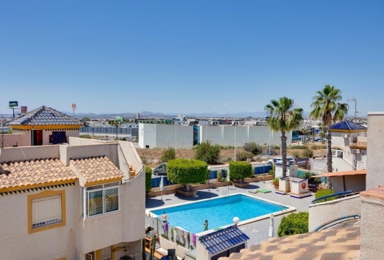 Resale - Bungalow - Torrevieja - Nueva Torrevieja - Aguas Nuevas