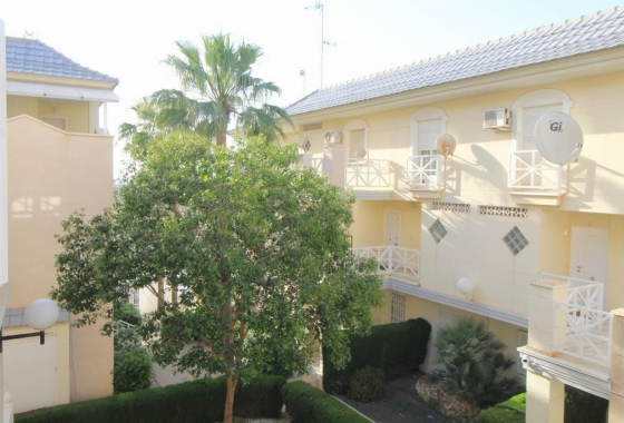 Resale - Apartment / flat - Torrevieja - La Veleta