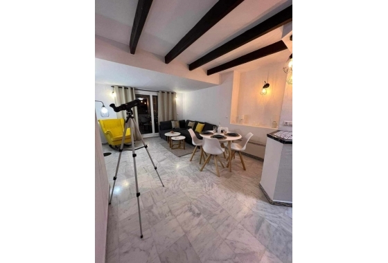 Resale - Apartment / flat - Torrevieja - Torrevieja - Playa de los Locos