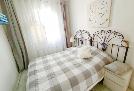 Resale - Villa - Orihuela Costa - La Zenia
