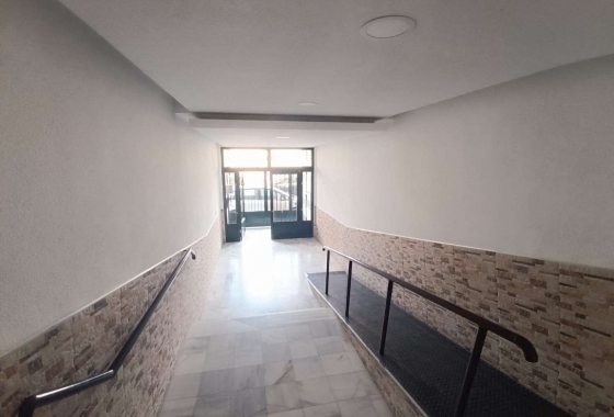 Resale - Apartment / flat - Torrevieja - Acequion