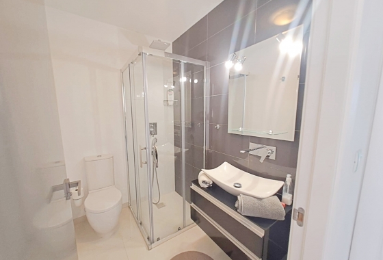 Resale - Bungalow - Pilar de la Horadada - El Mojón