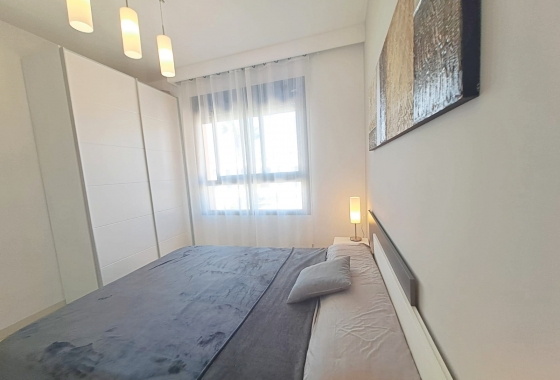 Resale - Bungalow - Pilar de la Horadada - El Mojón