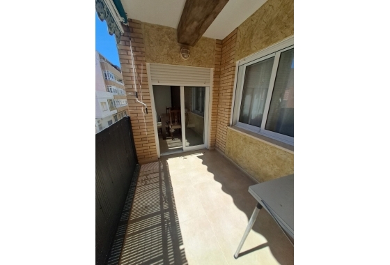 Resale - Apartment / flat - Torrevieja - City Center