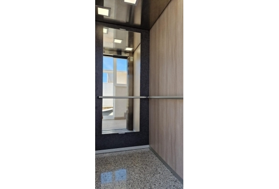 Resale - Apartment / flat - Torrevieja - City Center