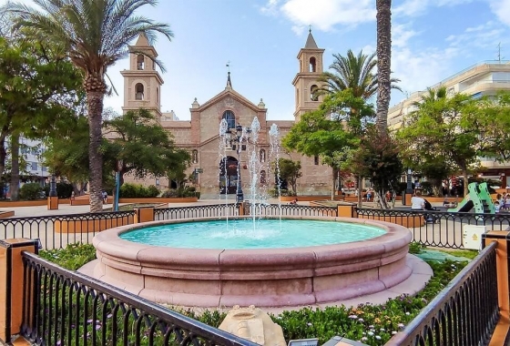 Resale - Apartment / flat - Torrevieja - City Center