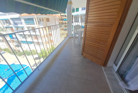 Resale - Apartment / flat - La Mata